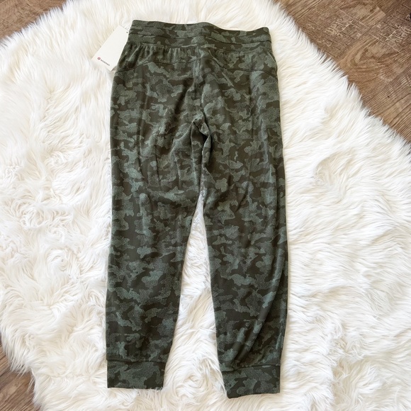 NWT Lululemon Ready to Rulu 7/8 Jogger Jacquard HGOG Camo Green size 8 New - Picture 7 of 13